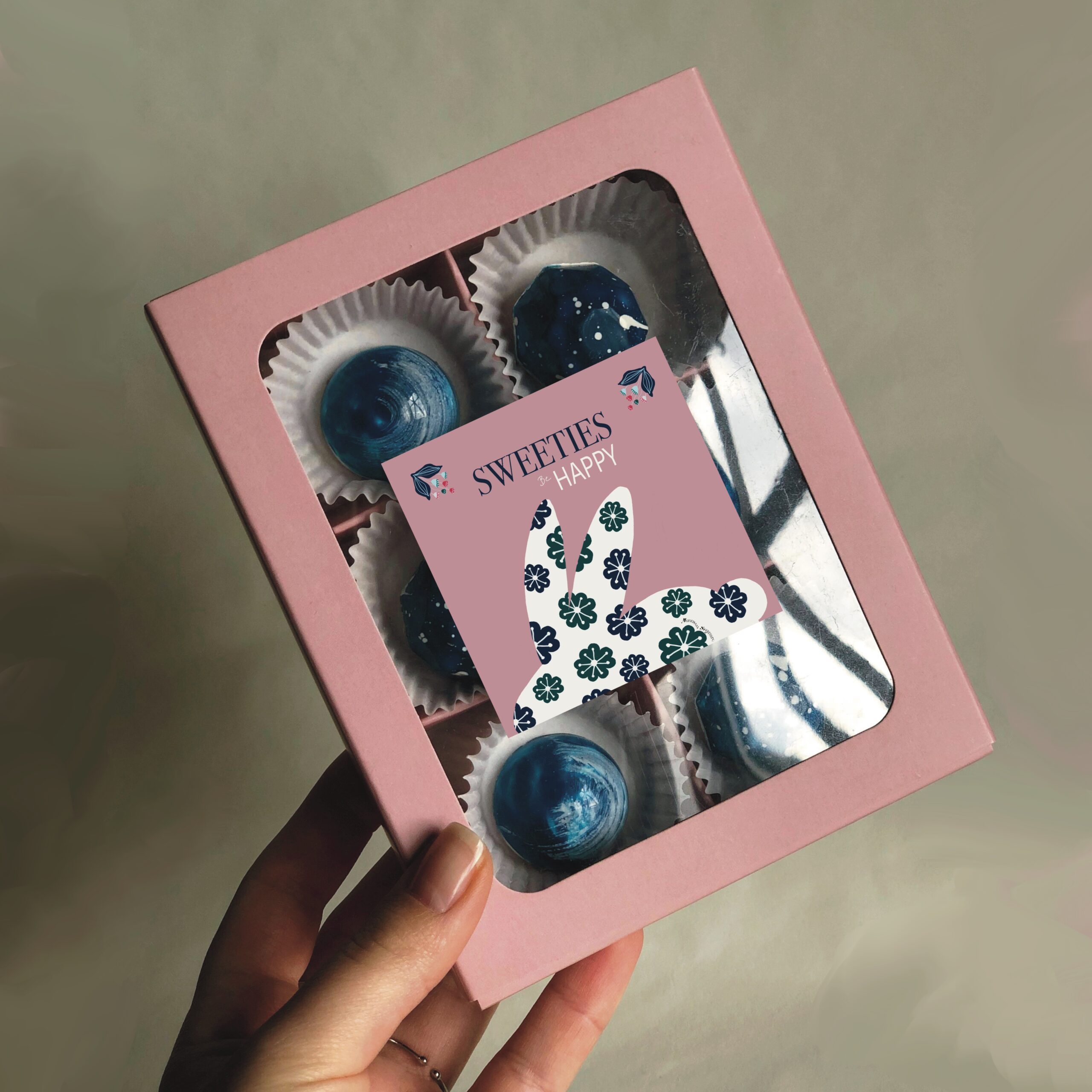 Commissioni illustrate - box personalizzati -packaging design